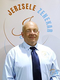 Dr. Lakos Roland Dr. Lakos Roland